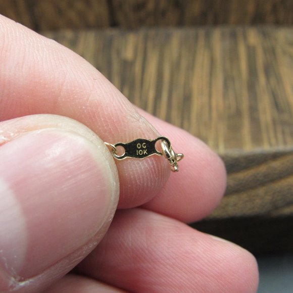 18" 10K Gold Topaz & Diamond Chip Heart Necklace - Picture 5 of 7